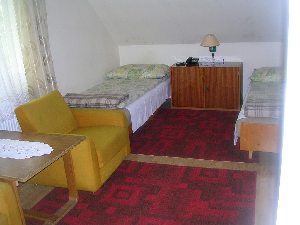 Gödöllő Hegyesi Vendeghaz Bed & Breakfast エクステリア 写真